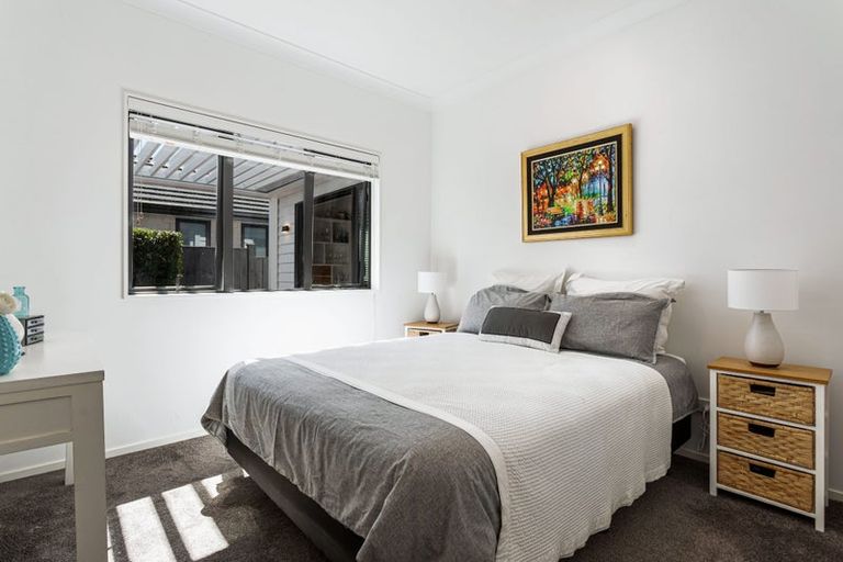 Photo of property in 54 Fruitlands Road, Kumeu, 0810