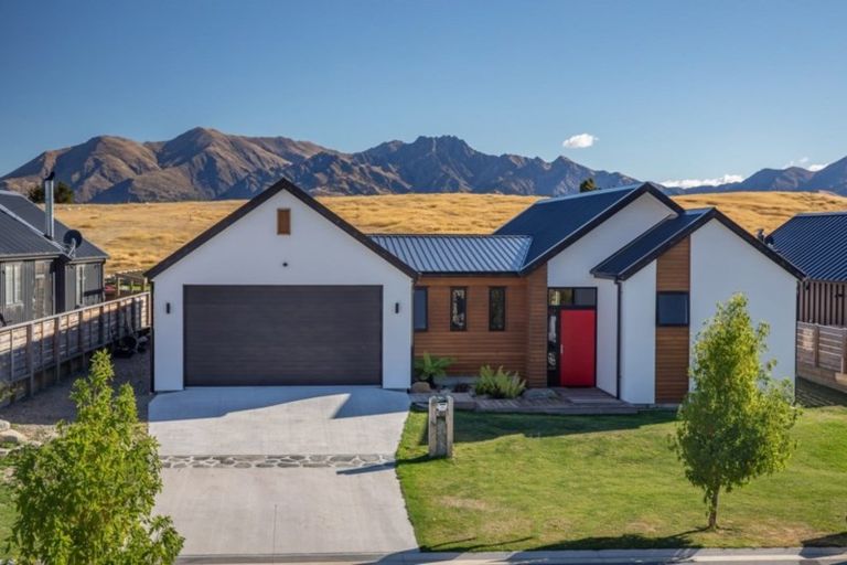 Photo of property in 83 Infinity Drive, Wanaka, 9305