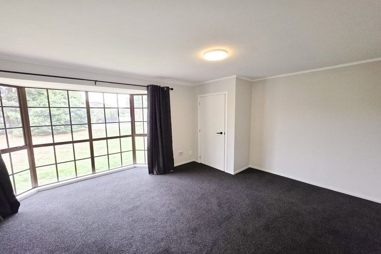 Photo of property in 3 Rawene Street, Waikanae, 5036