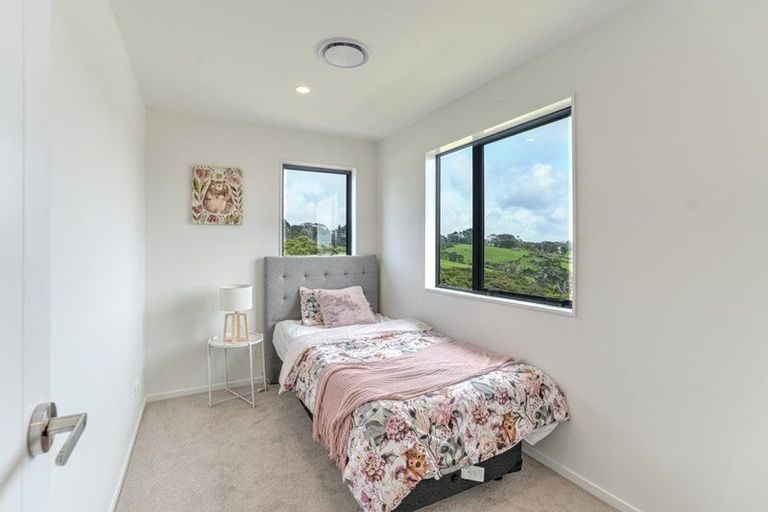 Photo of property in 33 Biokovo Street, Massey, 0614