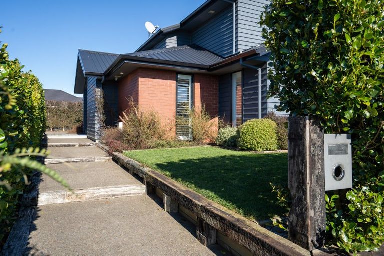 Photo of property in 33 Rose Leigh Drive, Cambridge, 3434