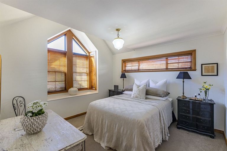 Photo of property in 222 Victoria Avenue, Hokowhitu, Palmerston North, 4410