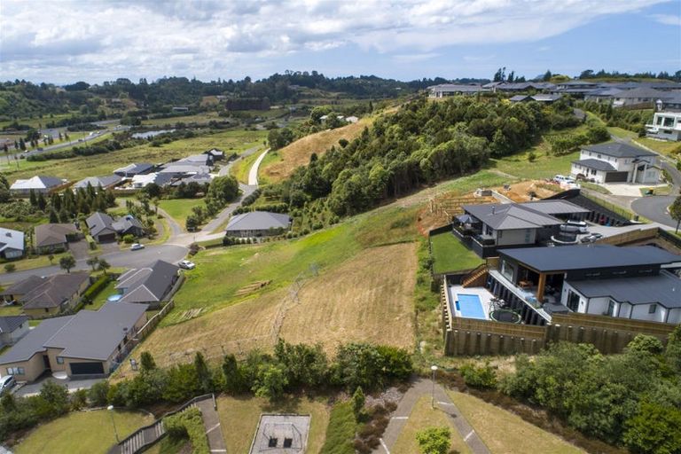 Photo of property in 23 Caldera Crescent, Pyes Pa, Tauranga, 3112