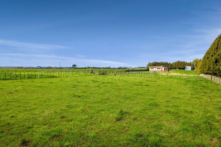 Photo of property in 302 Otaraoa Road, Motunui, Waitara, 4383