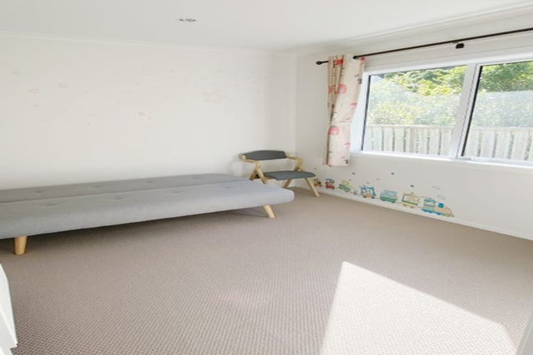 Photo of property in 44 Khouri Avenue, Karori, Wellington, 6012