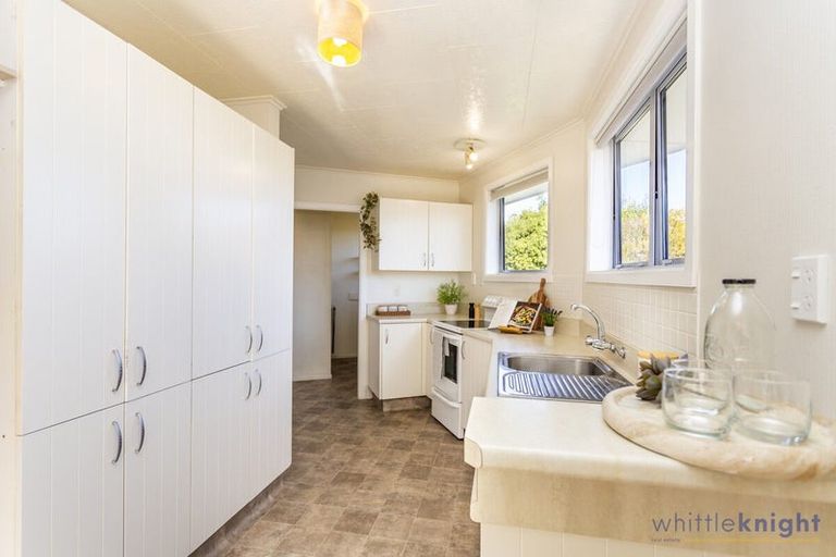 Photo of property in 1 Fulham Street, Islington, Christchurch, 8042