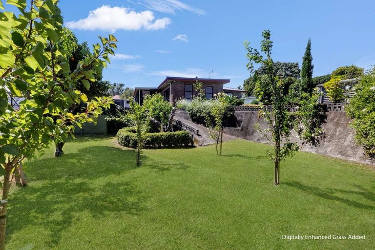 Photo of property in 20 Whakapaki Street, Urenui, 4375