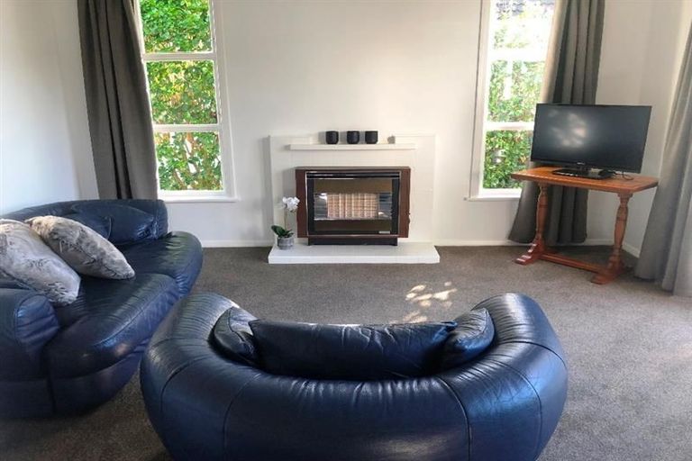 Photo of property in 30 Saint Annes Street, Levin, 5510