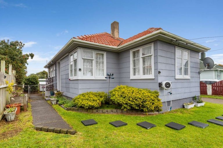 Photo of property in 91 Swiss Avenue, Gonville, Whanganui, 4501