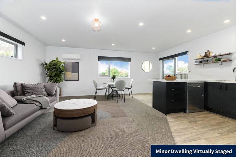 Photo of property in 5 Foyle Place, Glendene, Auckland, 0602