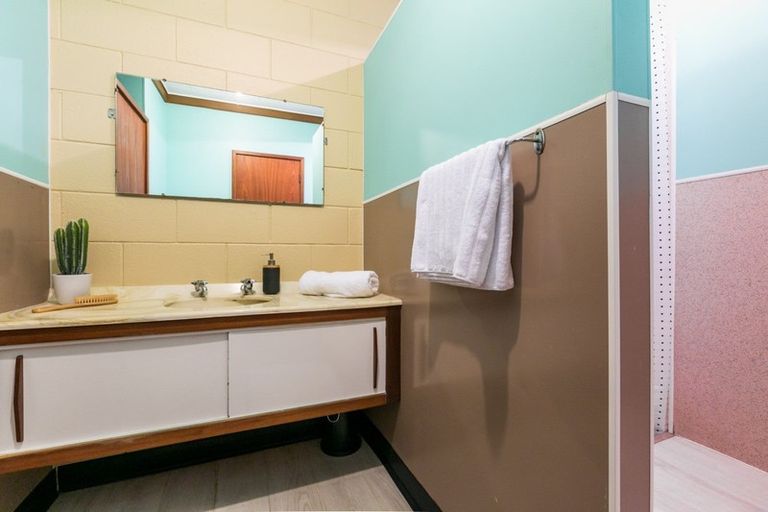 Photo of property in 218 Harper Road, Waimarama, 4294