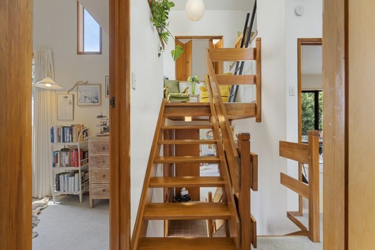 Photo of property in 11 Cannon Street, Westown, New Plymouth, 4310