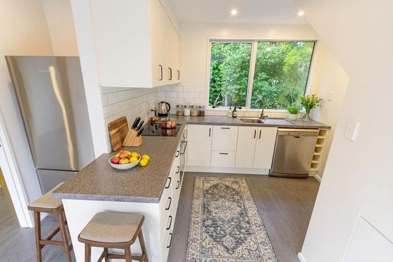 Photo of property in 2/85 Clyde Road, Ilam, Christchurch, 8041