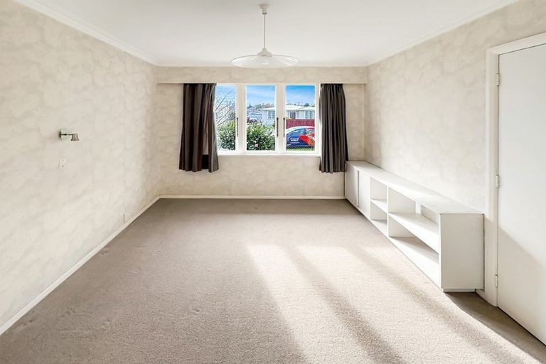 Photo of property in 10 Roosevelt Street, Levin, 5510