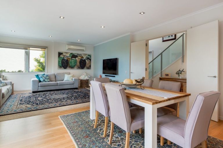 Photo of property in 131 Kowhai Road, Mairangi Bay, Auckland, 0630