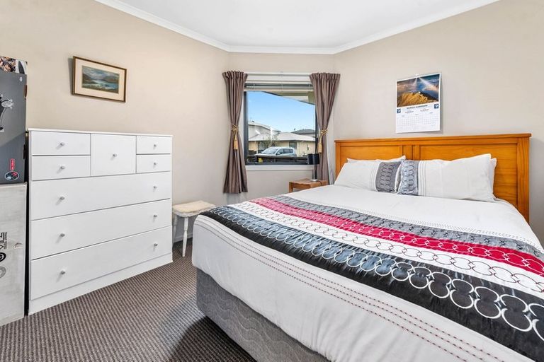 Photo of property in 43/64 Kawaha Point Road, Kawaha Point, Rotorua, 3010