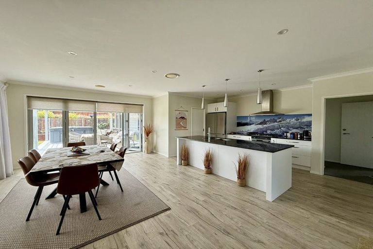 Photo of property in 16 Huka Heights Drive, Rangatira Park, Taupo, 3330