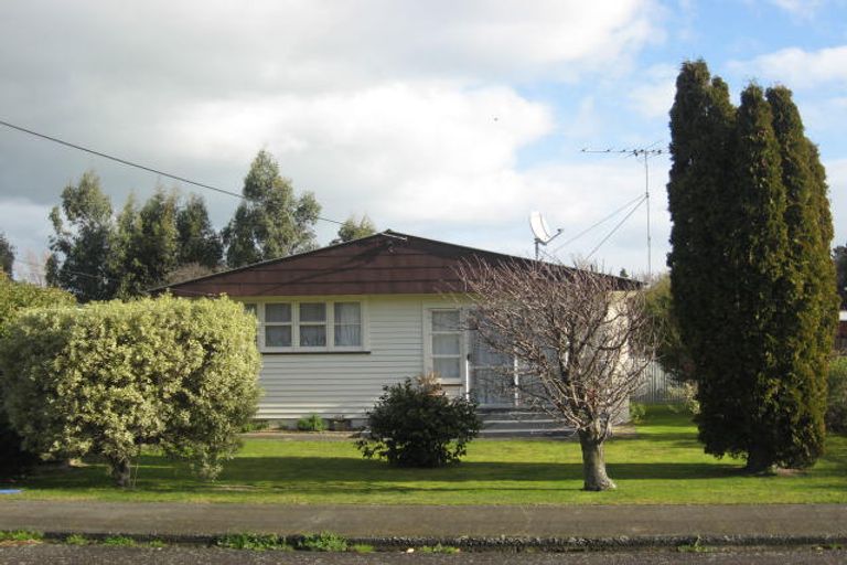 Photo of property in 85 Victoria Street, Carterton, 5713