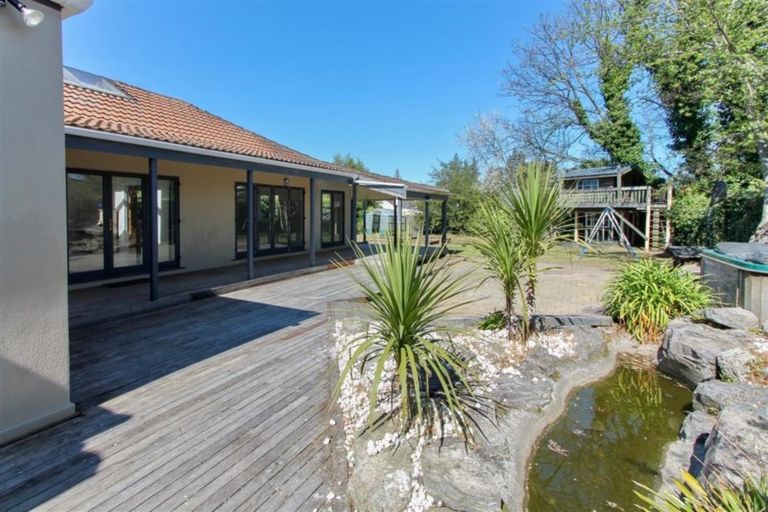 Photo of property in 50 Sunset Road, Mangakakahi, Rotorua, 3015