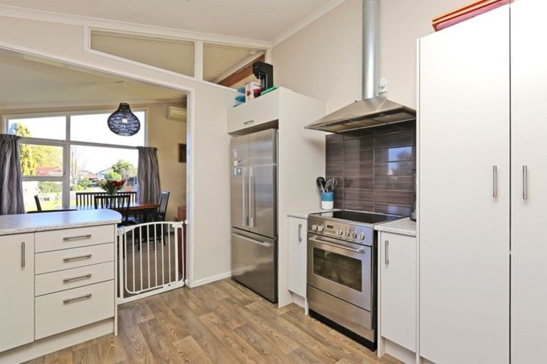 Photo of property in 25 Alamein Crescent, Onekawa, Napier, 4110