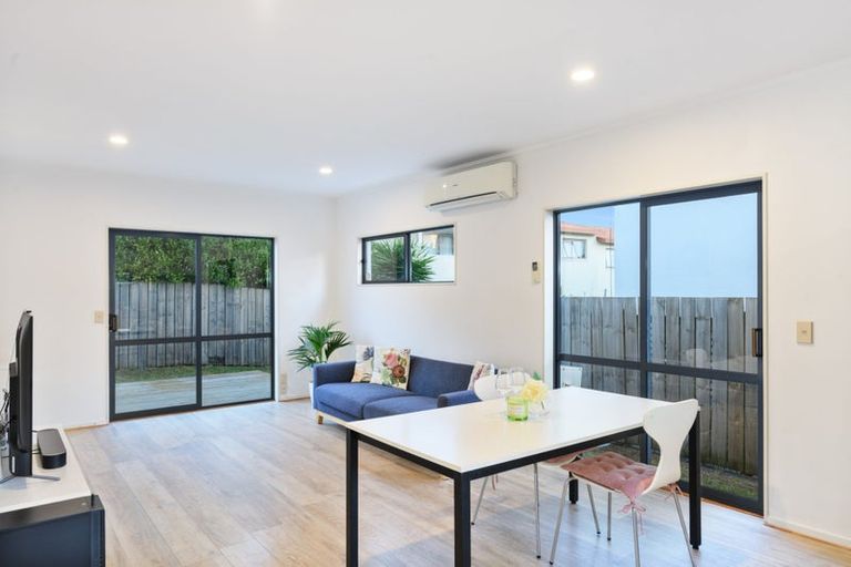 Photo of property in 9 Butia Avenue, Henderson, Auckland, 0612