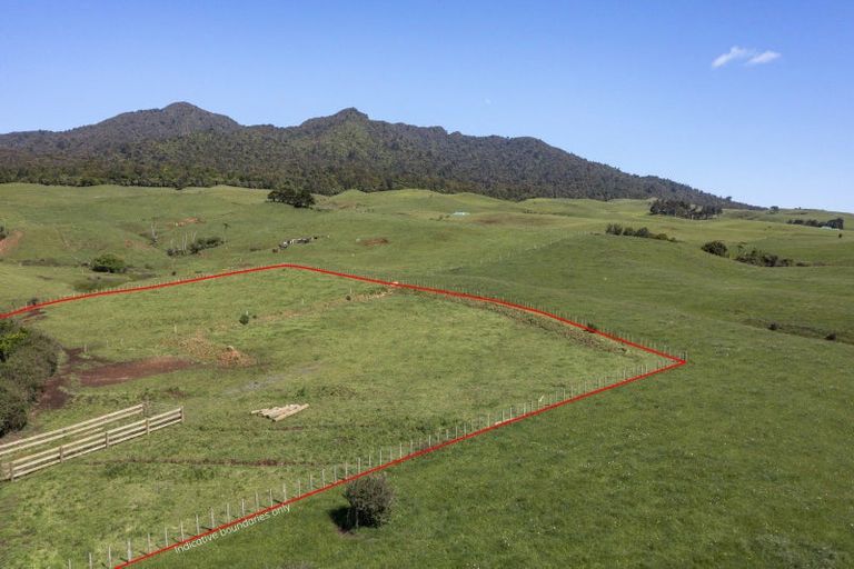 Photo of property in 84 Waimaunga Road, Raglan, 3296