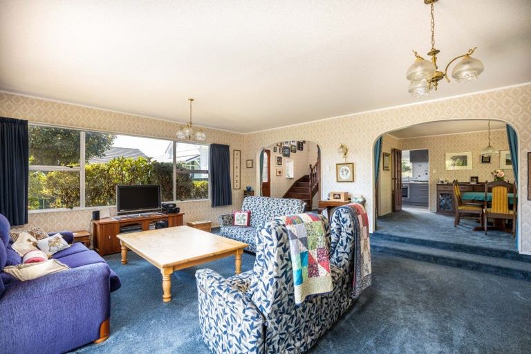 Photo of property in 4 Shortland Street, Lower Vogeltown, New Plymouth, 4310