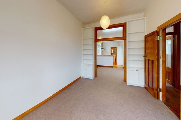 Photo of property in 19 Princess Terrace, Newtown, Wellington, 6021