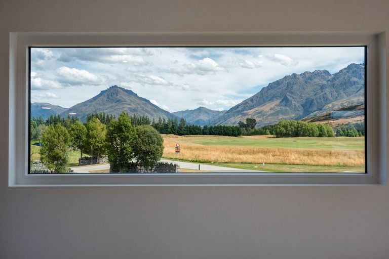 Photo of property in 22 Soudley Court, Jacks Point, Queenstown, 9371