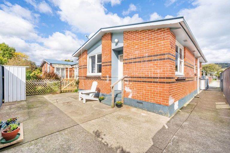 Photo of property in 2/113 Clouston Park Road, Clouston Park, Upper Hutt, 5018