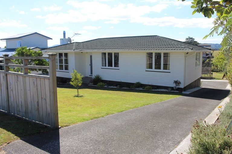 Photo of property in 21 Montgomery Avenue, Onerahi, Whangarei, 0110