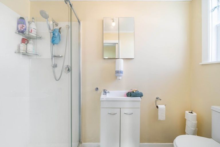 Photo of property in 68 Churton Crescent, Taita, Lower Hutt, 5011