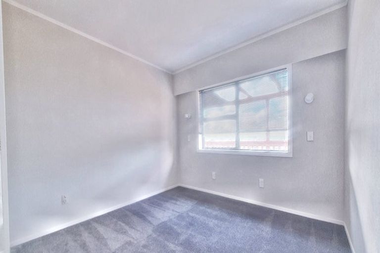 Photo of property in 19 Scott Road, Stanmore Bay, Whangaparaoa, 0932