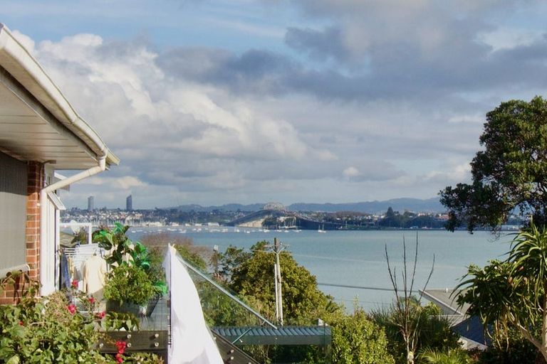 Photo of property in 1/18 Sydney Street, Hauraki, Auckland, 0622