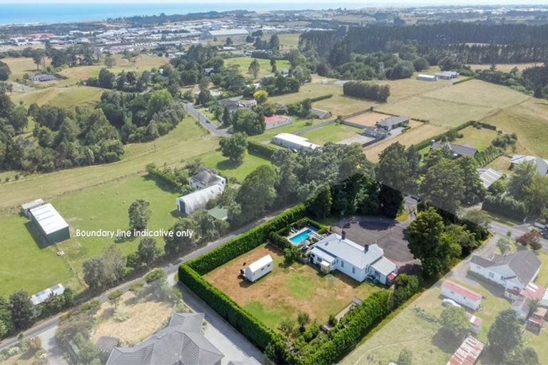 Photo of property in 190 Smart Road, Hillsborough, New Plymouth, 4372