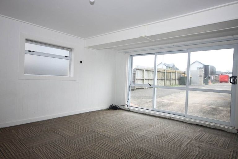 Photo of property in 11 Ayr Road, Pakuranga, Auckland, 2010