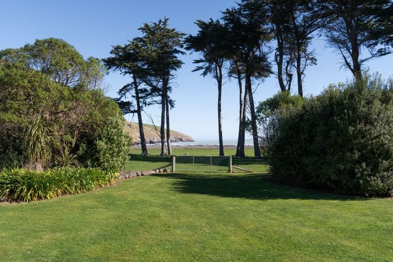 Photo of property in 904 Te Oka Bay Road, Te Oka, Little River, 7591