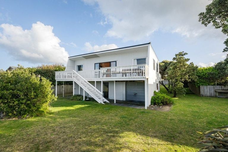Photo of property in 112 Broadway Road, Waihi Beach, 3611