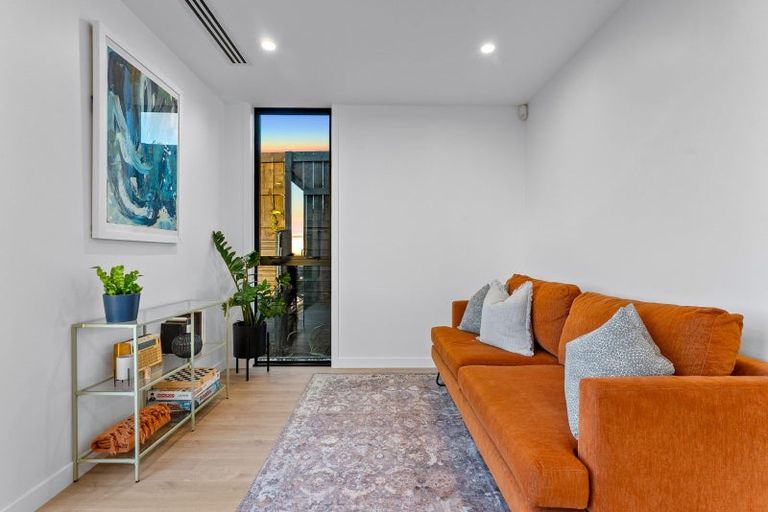 Photo of property in 45a Rosario Crescent, Red Beach, 0932