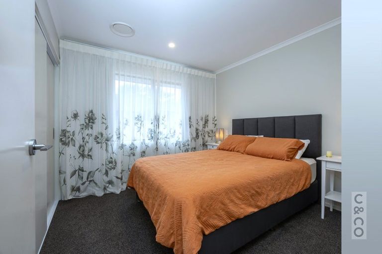 Photo of property in 28 Leebank Crescent, Riverhead, 0820