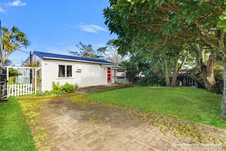 Photo of property in 7 Cliff Lane, Glenbrook, Waiuku, 2681