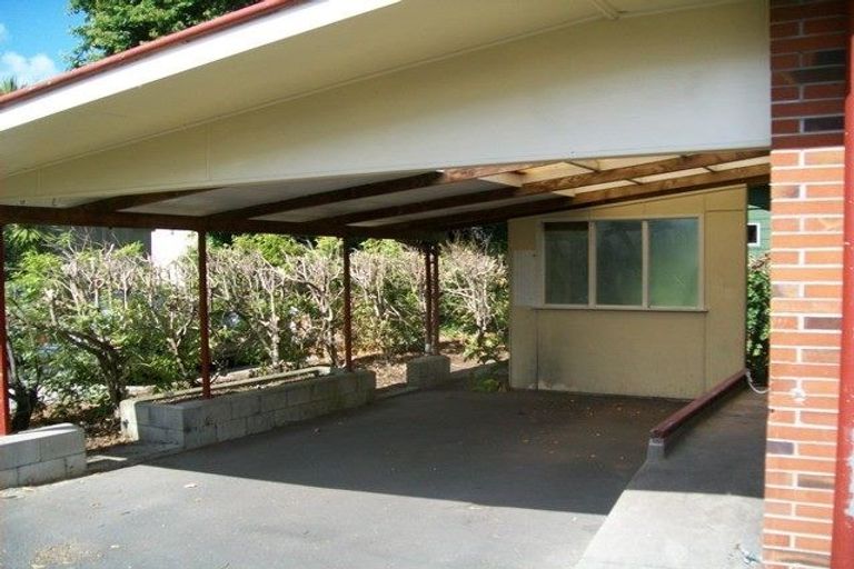 Photo of property in 224 Old Farm Road, Hamilton East, Hamilton, 3216