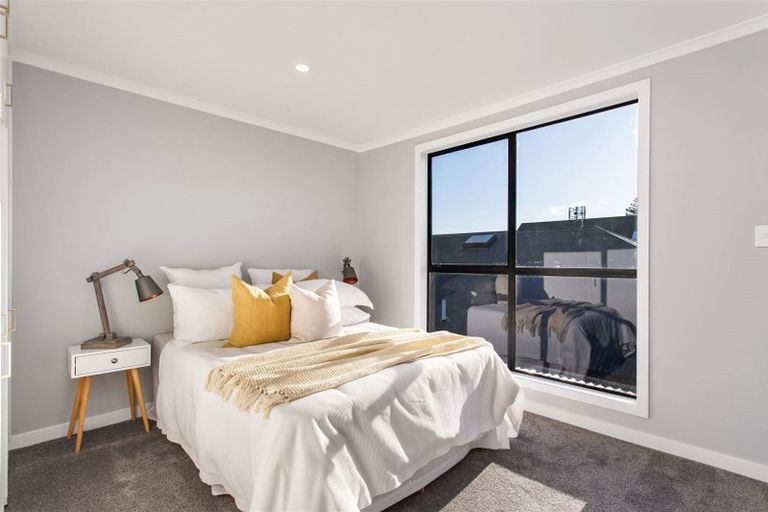 Photo of property in 1/97 Weston Road, St Albans, Christchurch, 8052