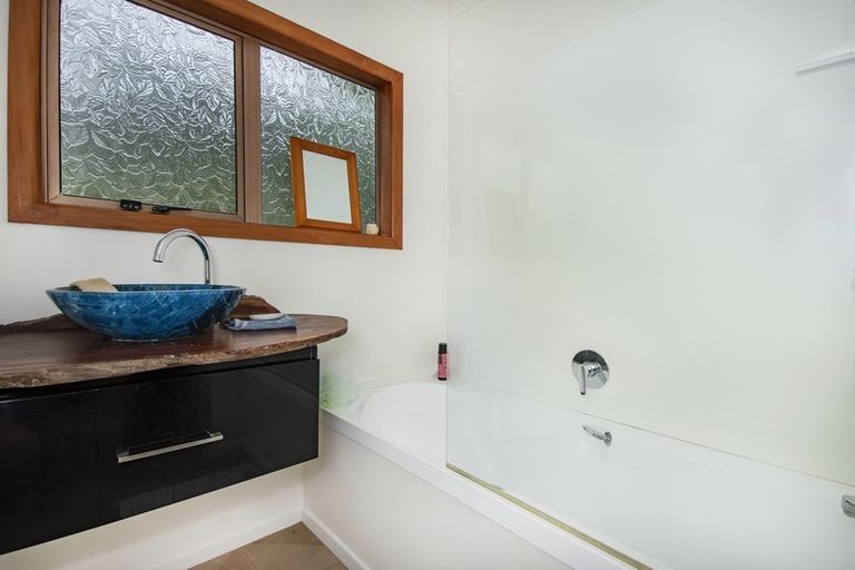 Photo of property in 107 Memorial Drive, Parahaki, Whangarei, 0112