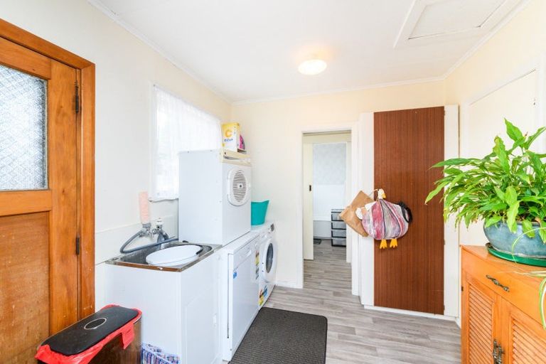 Photo of property in 8 Anakiwa Street, Kelvin Grove, Palmerston North, 4414