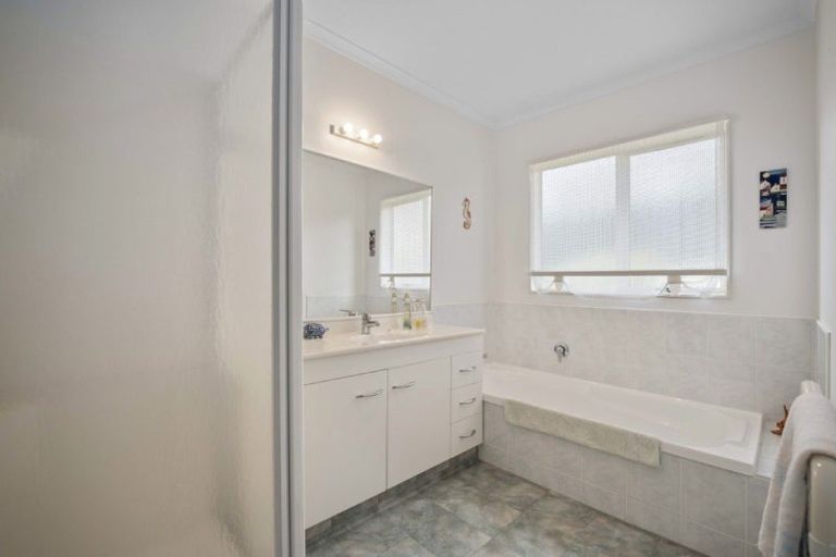 Photo of property in 34 Sapphire Drive, Hairini, Tauranga, 3112