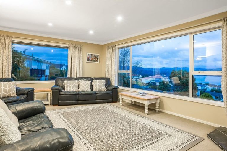 Photo of property in 16 Truro Road, Camborne, Porirua, 5026