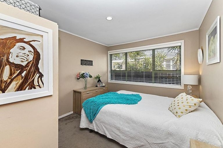 Photo of property in 642 Te Atatu Road, Te Atatu Peninsula, Auckland, 0610