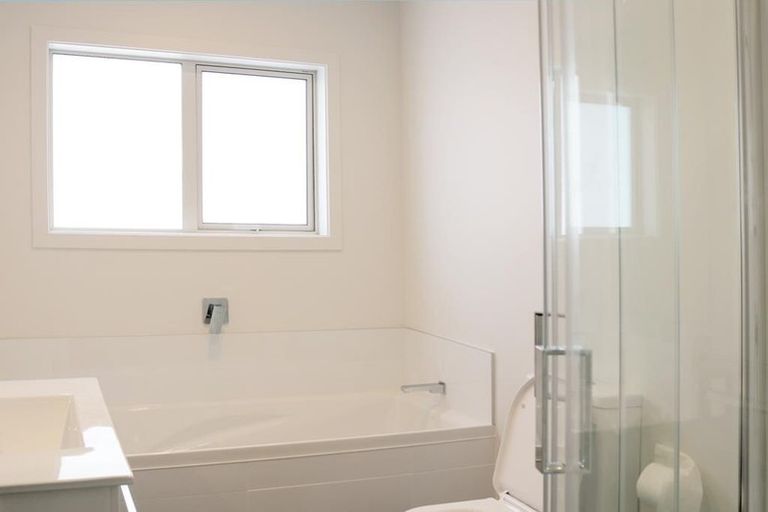 Photo of property in 127 Manuka Street, Stokes Valley, Lower Hutt, 5019