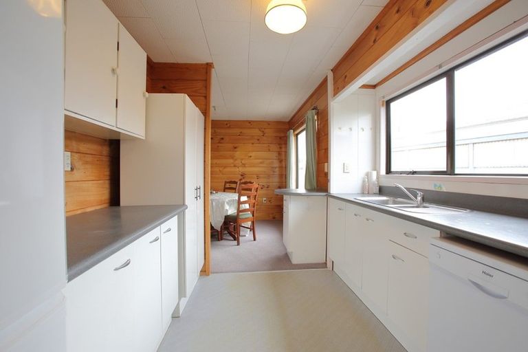 Photo of property in 20 Burns Street, Dannevirke, 4930